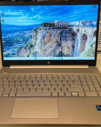 Pc Hp,i5-1235u,16gb/512Gb Nvme,windows 11