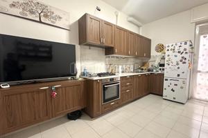 TRILOCALE RISTRUTTURATO CON CANTINA