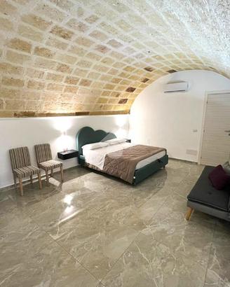 CASA SEMINDIPENDENTE A MESAGNE