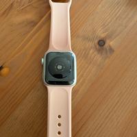 Apple Watch SE 2020 1 modello non il secondo 