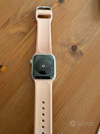 Apple Watch SE 2020 1 modello non il secondo 