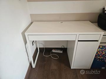 scrivania micke ikea 