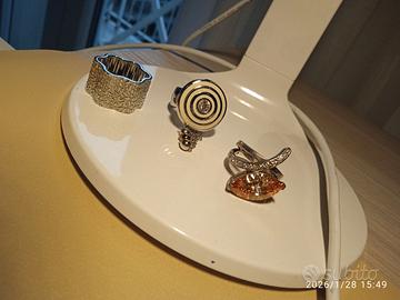 Tre anelli unici nuovi