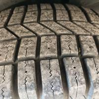 Gomme Mitsubishi L200