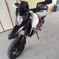 Moto KTM 990 smr