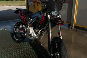 HM CRM F 125(180) 4t