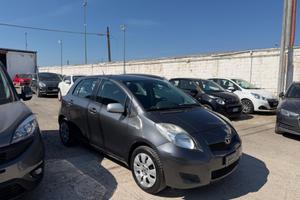 Toyota Yaris 1.0 5 porte Sol