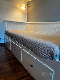 Letto Ikea Hemnes con 3 cassetti