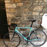 Bici da corsa bianchi