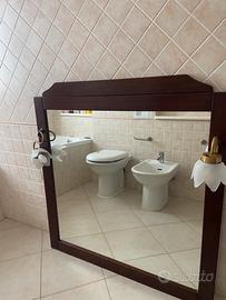 Specchiera in legno con luci