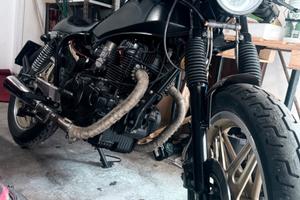 Honda cb400n 1981 cafe racer