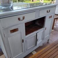 n 2 console antiche uguali