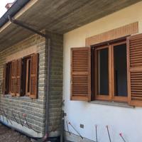 Finestre e persiane massello castagno