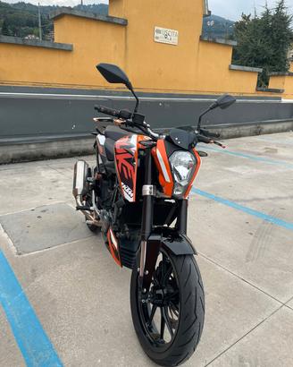 KTM Duke 125 anno 2016 ABS