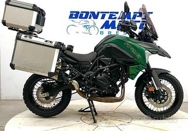 Benelli TRK 702 X + VALIGIE