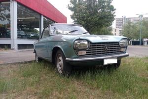 Peugeot 204 cabriolet con hard top