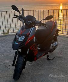 Aprilia SR Motard 50 2T 2019