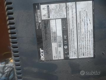 TV/monitor  Acer 33 pollici con staffa 