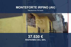 Immobile in asta di 163 m² con più di 5 locali a M