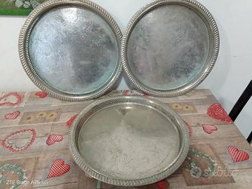 3 vassoi antichi 45x45 marchiati dietro