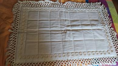 Tappetino e asciugamani da bagno