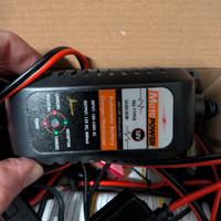 mantenitore per batteria 12v 