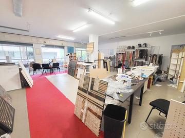 Loc. Commerciale mq 120 Ferro di cavallo PC/116