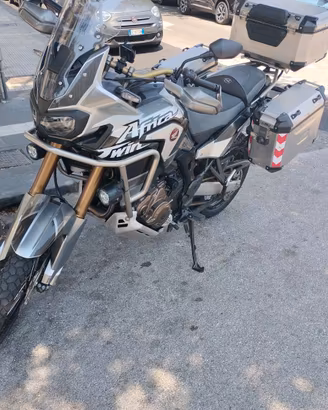 Africa Twin crf 1000 dct Adventur Sport 