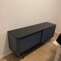 Credenza bassa due ante blu - come nuova, montata
