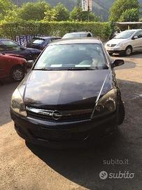 Ricambi carrozzeria Opel Astra GTC 2006 3 porte