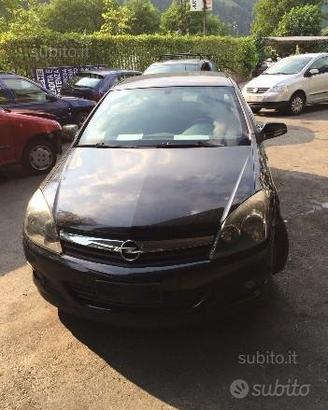 Ricambi carrozzeria Opel Astra GTC 2006 3 porte