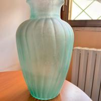 Vaso in vetro satinato vintage