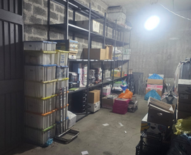 Garage box magazzino mq 28 altezza 3,60