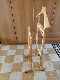 Servomuto in legno