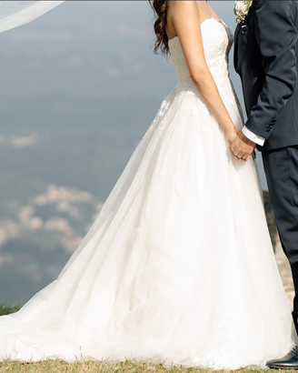 Abito da sposa White one Barcelona modello Afeto