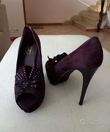 Scarpe scamosciate colore viola scuro n.37