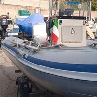 gommone  motore carrello 