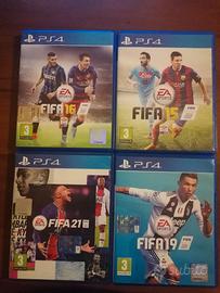 BLOCCO 4 GIOCHI PS4 A 10 EURO TOTALI