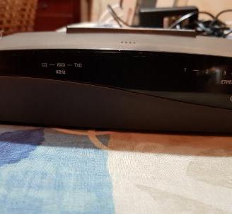 Router Cisco 837