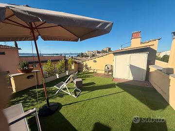 Appartamento con terrazza panoramica a Capodimonte