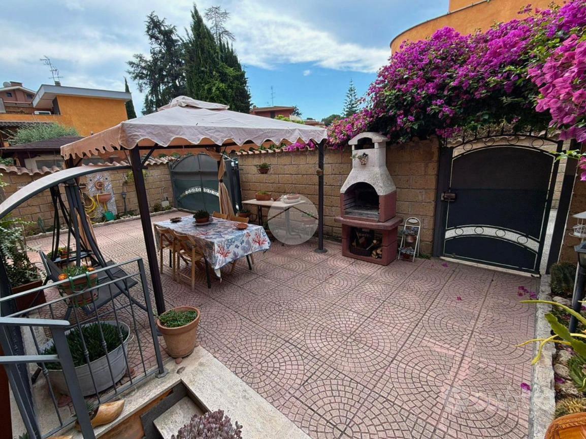 Casa – Roma, Acilia Sud, Municipio Roma X - Altro