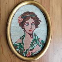 Quadro vintage ricamo ovale dorato shabby chic