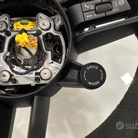 Porsche Macan Volante