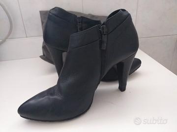 Stivaletti in vera pelle Janet & Janet num.39