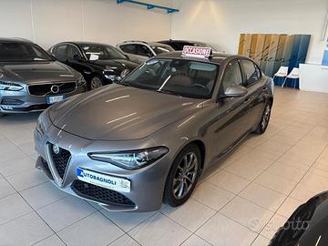 Alfa Romeo Giulia SUPER 2.2 Turbodiesel 180 CV 6mt