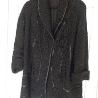 cappotto astrakan nero