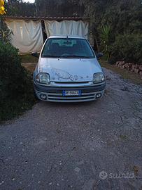Renault Clio MkII 1998