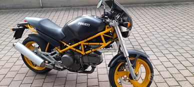 Ducati Monster 600 Dark