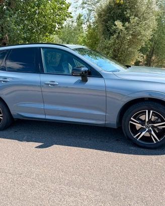 Volvo XC 60 XC60 B4 (d) AWD automatico Ultimate Da