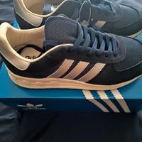 Scarpe da ginnastica Adidas LA Lux nuove di zecca